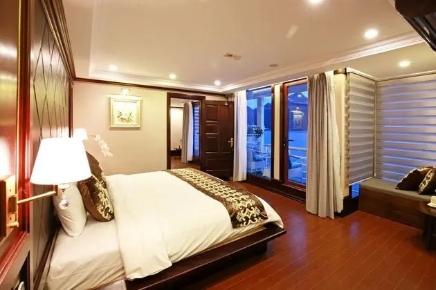 Executive Oda, Balkon, Koy Manzaralı