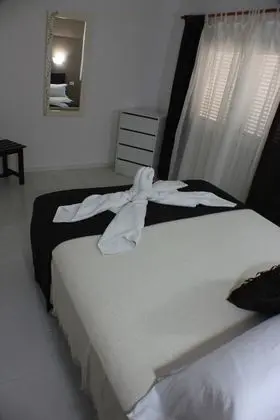 Superior Apart Daire, 1 Yatak Odası, Teras, Havuz Manzaralı