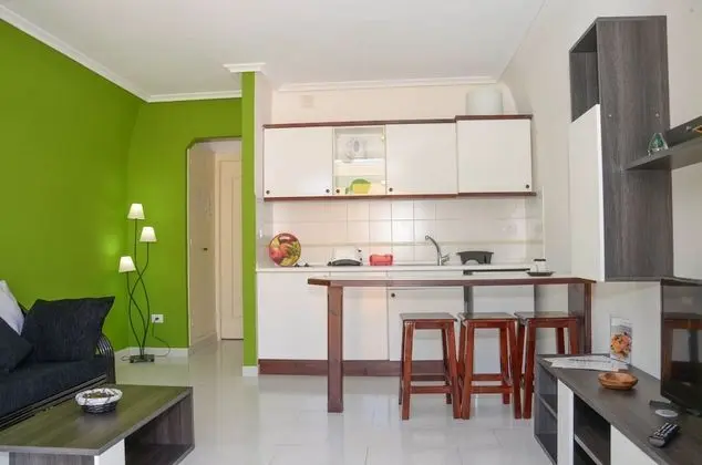 Superior Apart Daire, 1 Yatak Odası, Teras, Havuz Manzaralı