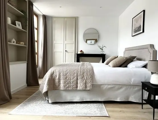 Superior Tek Büyük Yataklı Oda