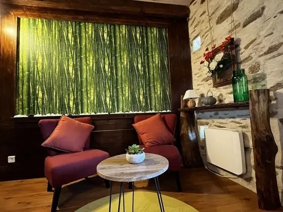 Traditional Tek Büyük Yataklı Oda