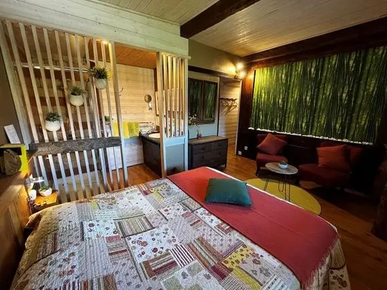 Traditional Tek Büyük Yataklı Oda