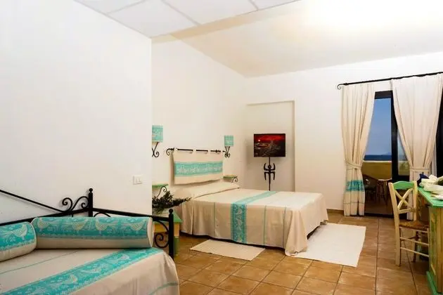 Standard Üç Kişilik Oda