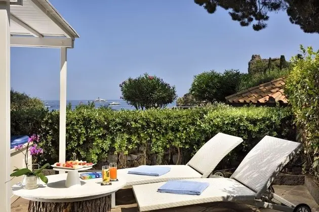 Bungalov, Sıcak Su Küveti (Sea Side)