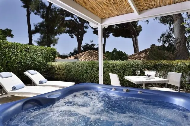 Bungalov, Sıcak Su Küveti (Sea Side)