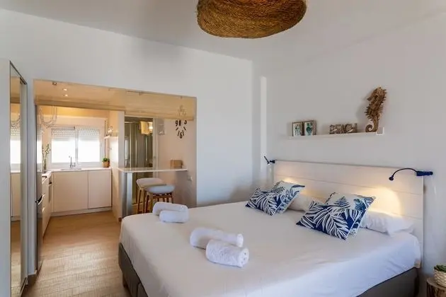 Stüdyo, Deniz Manzaralı