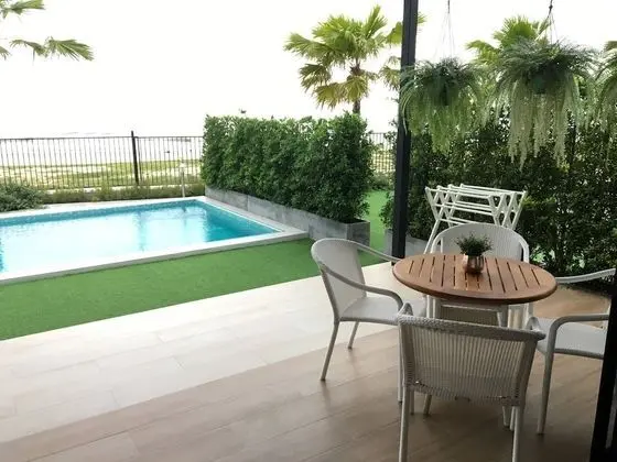 3 Bedrooms Villa