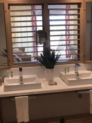 Junior Suite kitchen Premium Ocean