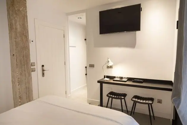 Tek Büyük veya İki Ayrı Yataklı Oda, Banyolu/Duşlu (3-4)