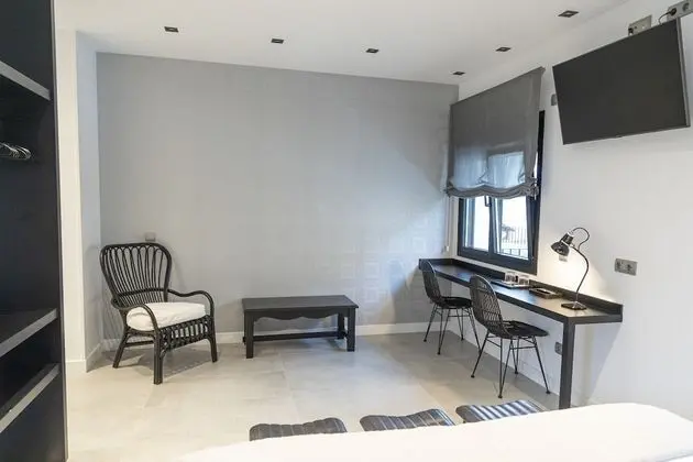 Tek Büyük veya İki Ayrı Yataklı Oda, Özel Banyo (2)