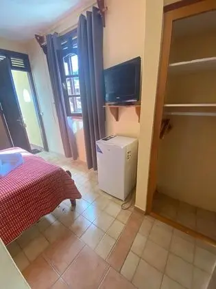 Classic Stüdyo, 1 Çift Kişilik Yatak, Sigara İçilmez, Havuz Manzaralı