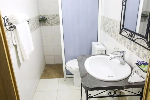 Standard Üç Kişilik Oda