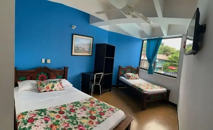 Classic Üç Kişilik Oda