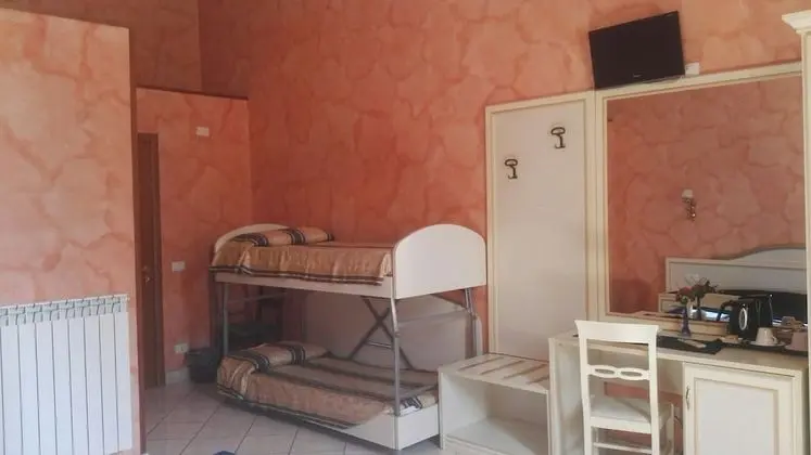 Dört Kişilik Oda