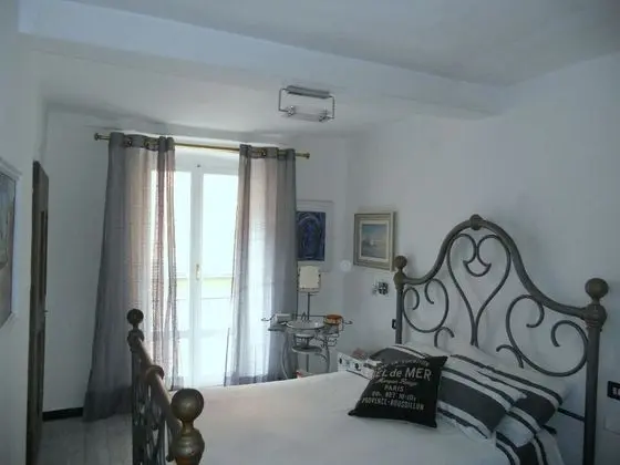 Standard Apart Daire, Özel Banyo, Avlu Manzaralı (Michelin)