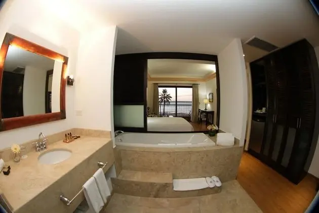Deluxe Stüdyo Süit, 1 Büyük (Queen) Boy Yatak, Balkon, Deniz Manzaralı