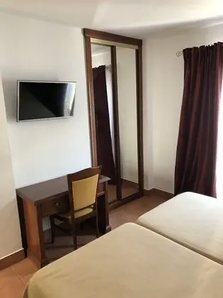 Gallery Tek Büyük Yataklı Oda