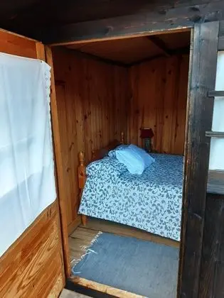 Basic Kulübe, 1 Çift Kişilik Yatak, Ortak Banyo (Penalara 1)