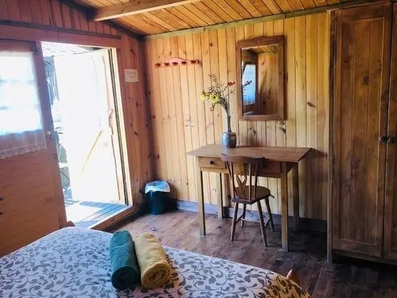 Basic Kulübe, 1 Çift Kişilik Yatak, Ortak Banyo (Penalara 1)