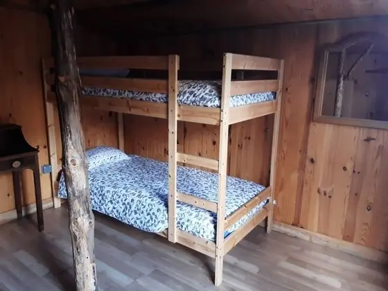 Basic Kulübe, 3 Tek Kişilik Yatak, Ortak Banyo (Penota 3)