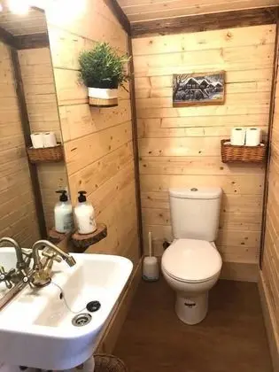 Basic Kulübe, 3 Tek Kişilik Yatak, Ortak Banyo (Penota 3)