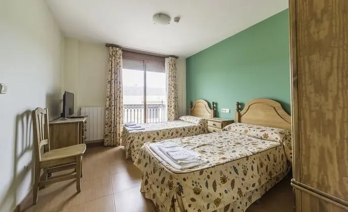 Tek Büyük veya İki Ayrı Yataklı Oda