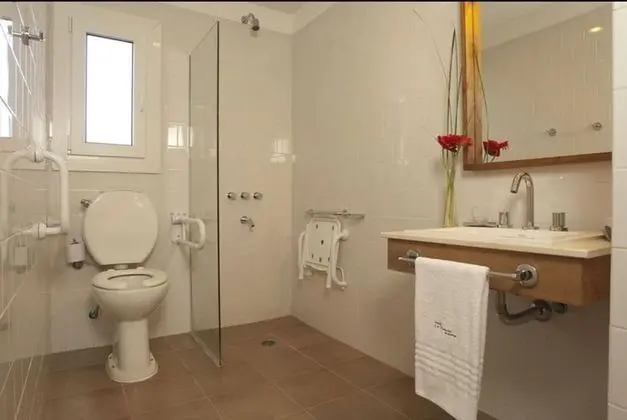 Superior Tek Büyük Yataklı Oda, Engellilere Uygun