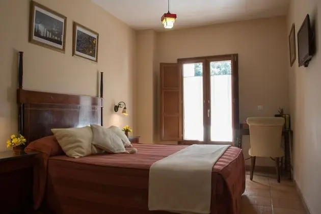 Tek Büyük Yataklı Oda