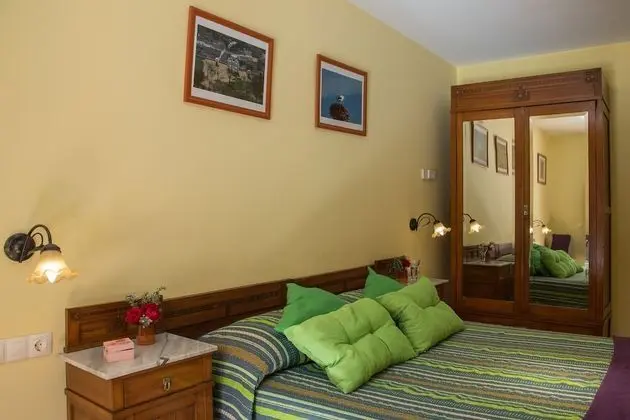 Tek Büyük Yataklı Oda