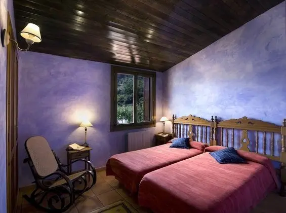 Tek Büyük Yataklı Oda, 2 Tek Kişilik Yatak