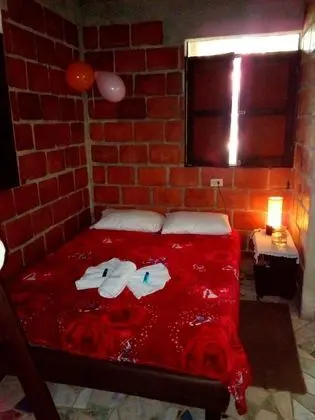 Traditional Kulübe, Havuz Manzaralı