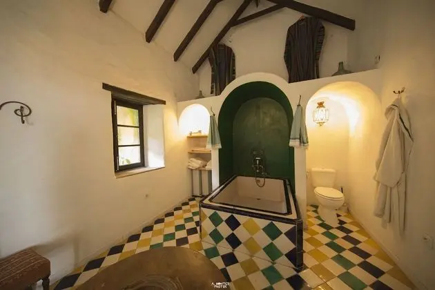 Romantic Süit, 1 Çift Kişilik Yatak