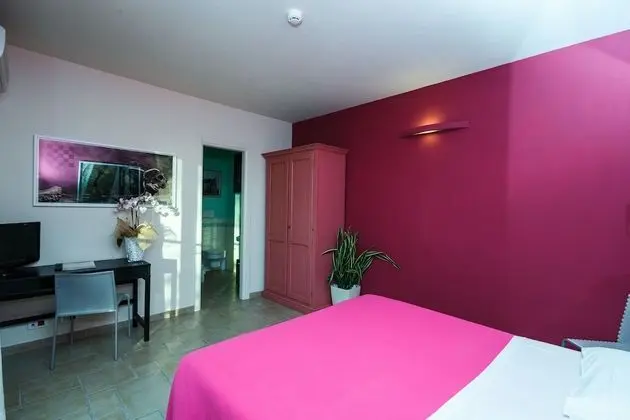 Superior Tek Büyük veya İki Ayrı Yataklı Oda