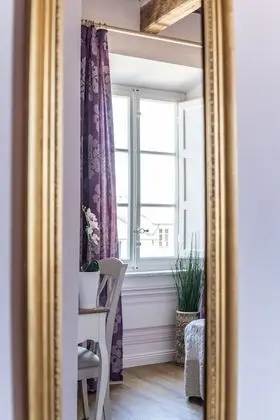 Deluxe Tek Büyük Yataklı Oda, Dağ Manzaralı (Camelia)