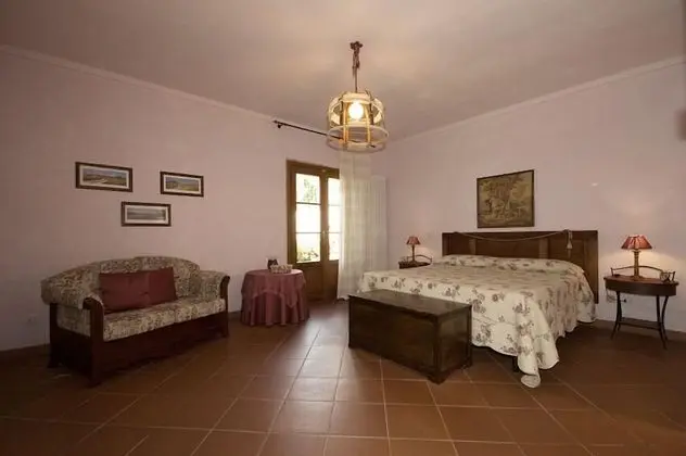 Tek Büyük veya İki Ayrı Yataklı Oda