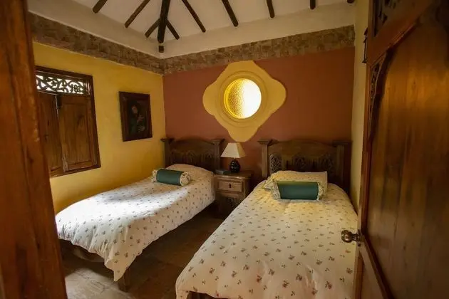 Family Ev, Vadi Manzaralı (Casa Orquidea)