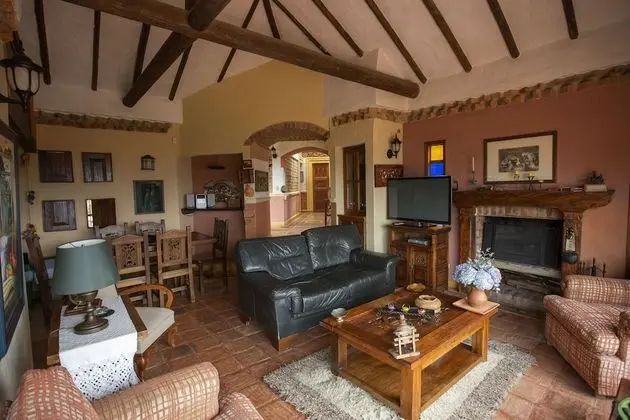 Family Ev, Vadi Manzaralı (Casa Orquidea)