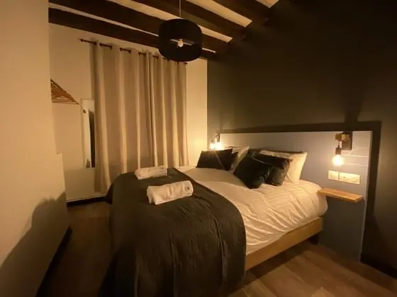 Signature Apart Daire, Banyolu/Duşlu (Le repère de Bacchus)