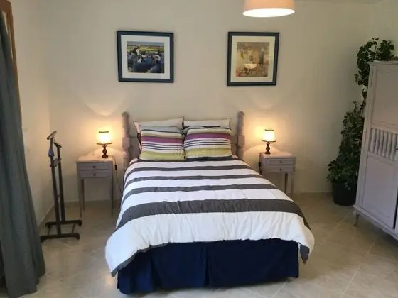 Tek Büyük Yataklı Oda (Lavande)