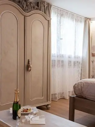 Tek Büyük Yataklı Oda, Balkon, Tepe Manzaralı (Bamboo)