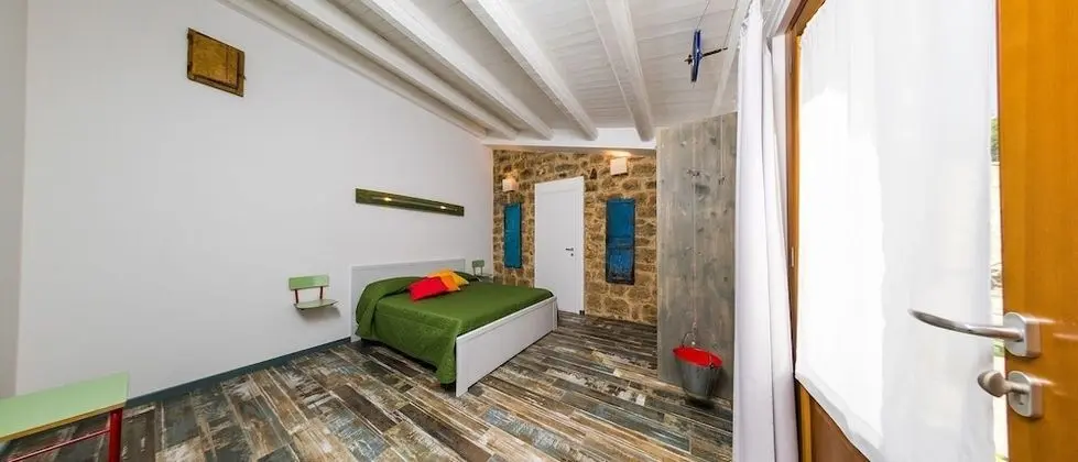 Tek Büyük Yataklı Oda, Veranda, Bahçeli (4 pax)