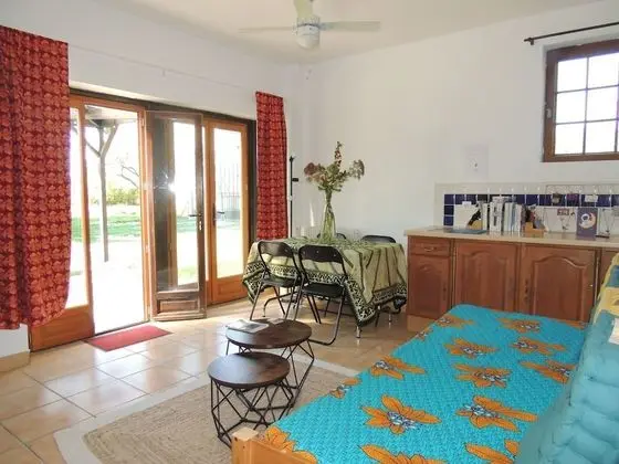 Basic Üç Kişilik Oda (COCOON)