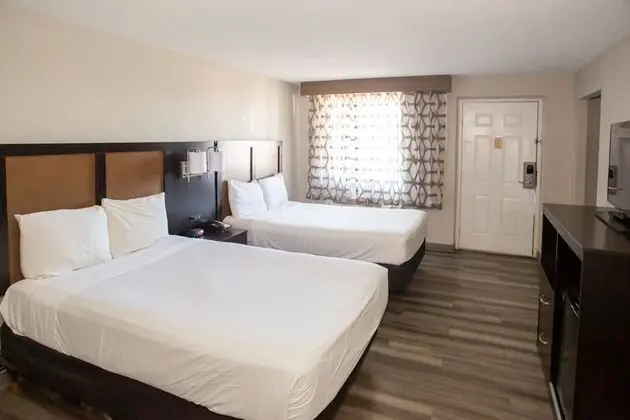 Oda, 2 Çift Kişilik Yatak, Sigara İçilmez