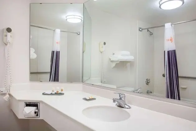 Oda, 2 Çift Kişilik Yatak, Engellilere Uygun, Sigara İçilmez (Mobility Accessible)