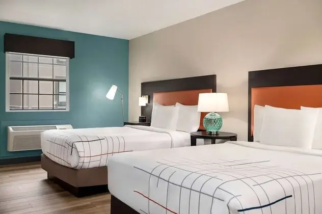 Deluxe Oda, 2 Çift Kişilik Yatak, Sigara İçilmez