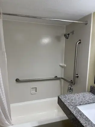 Oda, 2 Çift Kişilik Yatak, Engellilere Uygun, Sigara İçilmez (Mobility Accessible)