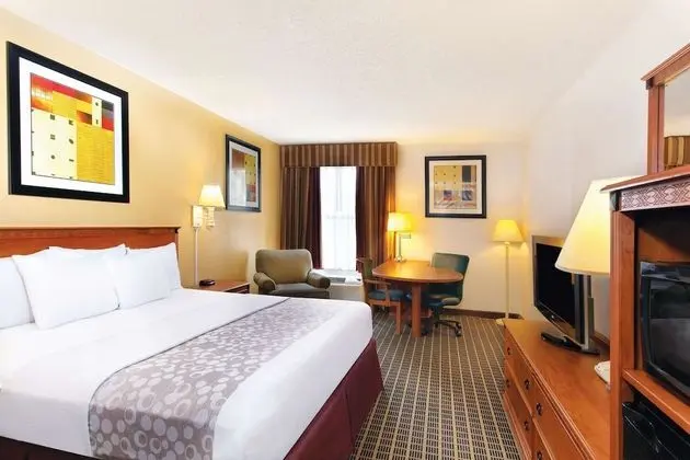 Deluxe Oda, 1 En Büyük (King) Boy Yatak, Sigara İçilmez (Courtyard/Pool View)