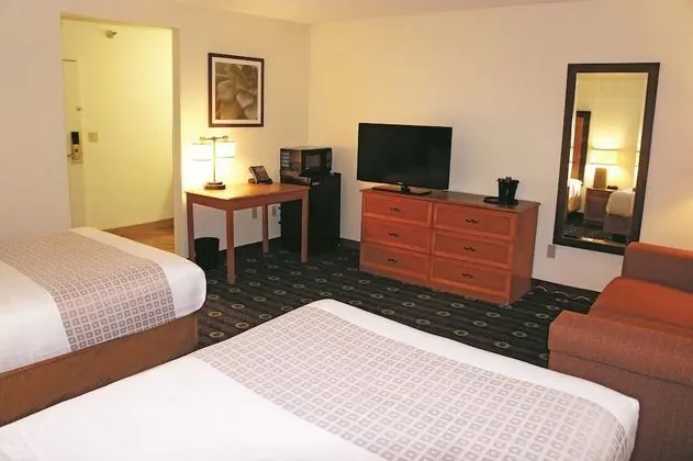 Deluxe Oda, 2 Çift Kişilik Yatak, Sigara İçilmez (Deluxe Family Suite)