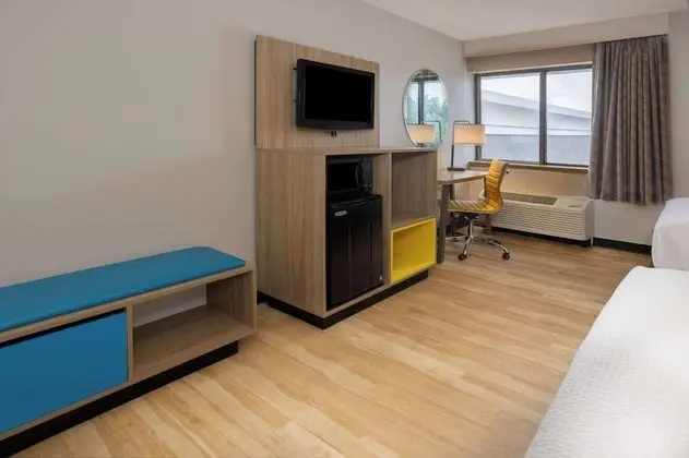 Oda, 2 Çift Kişilik Yatak, Sigara İçilmez (Mobility Accessible, Roll In Shower)