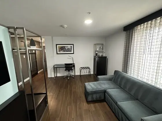 Süit, 1 En Büyük (King) Boy Yatak